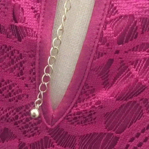 Natasha Gold Necklace - Picture 5 of 5